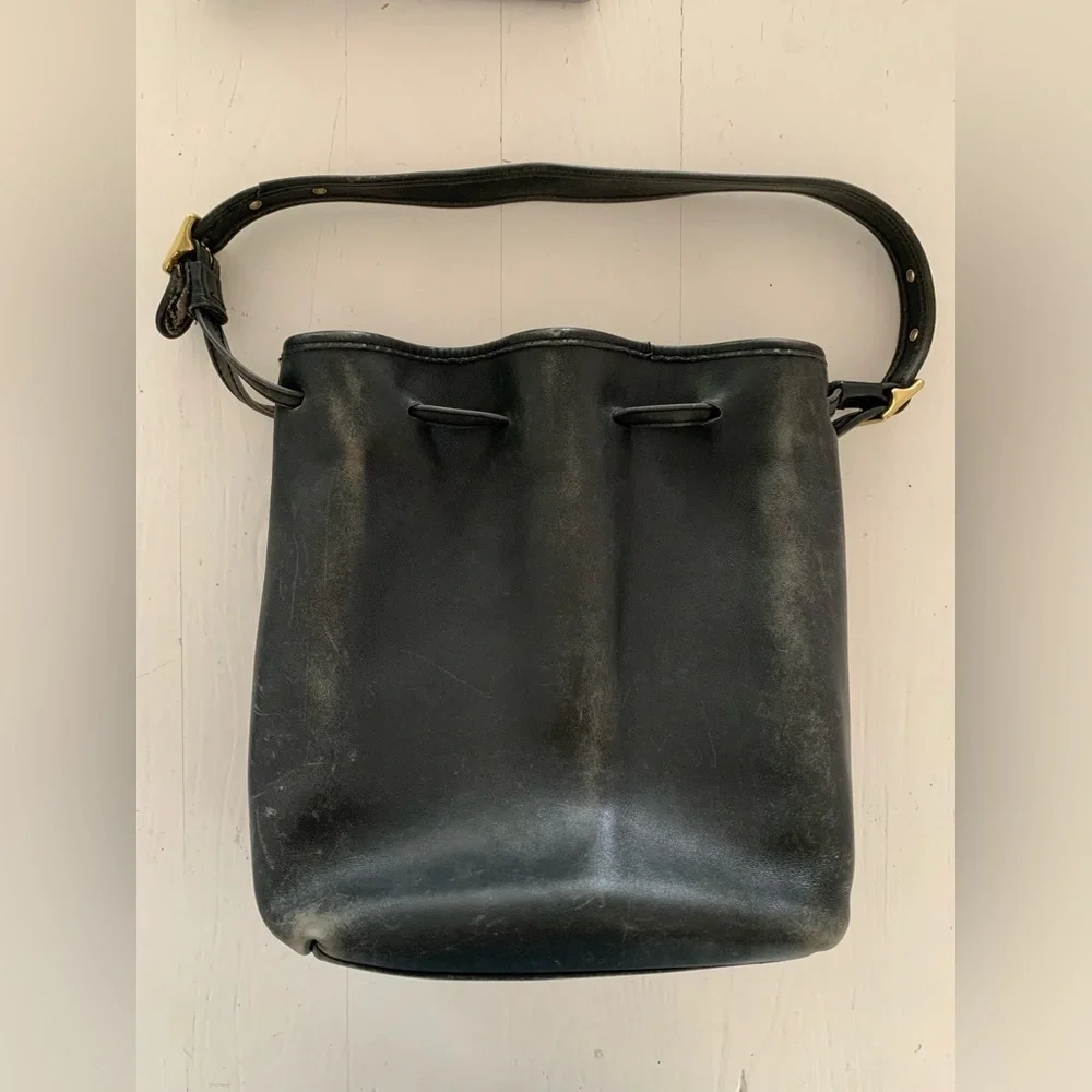 Vintage 90s distressed Coach Black Leather Legacy Drawstring Bag - Picture 6 of 8